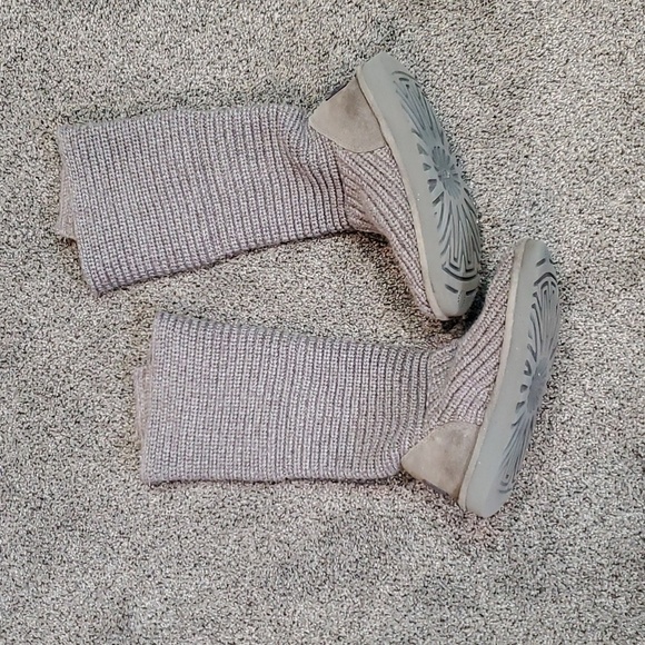 Ugg Australia Women Cardi Sweater 3 buttons Boots shoes sz 6 - Picture 10 of 13